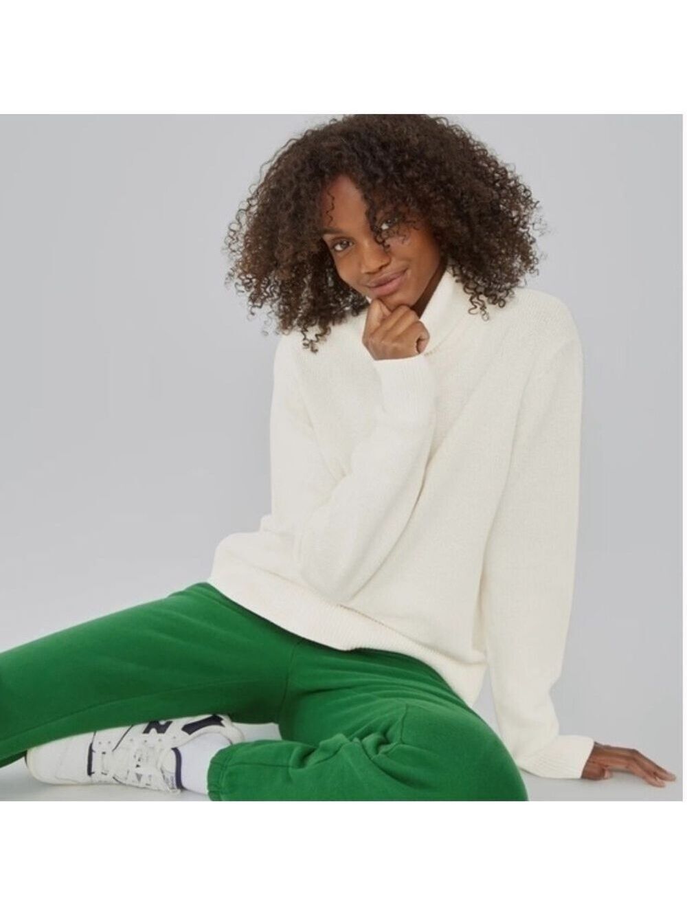 Aritzia TNA York Turtleneck Sweater Cream Cotton Blend Relaxed Fit Size Small - Picture 3 of 14